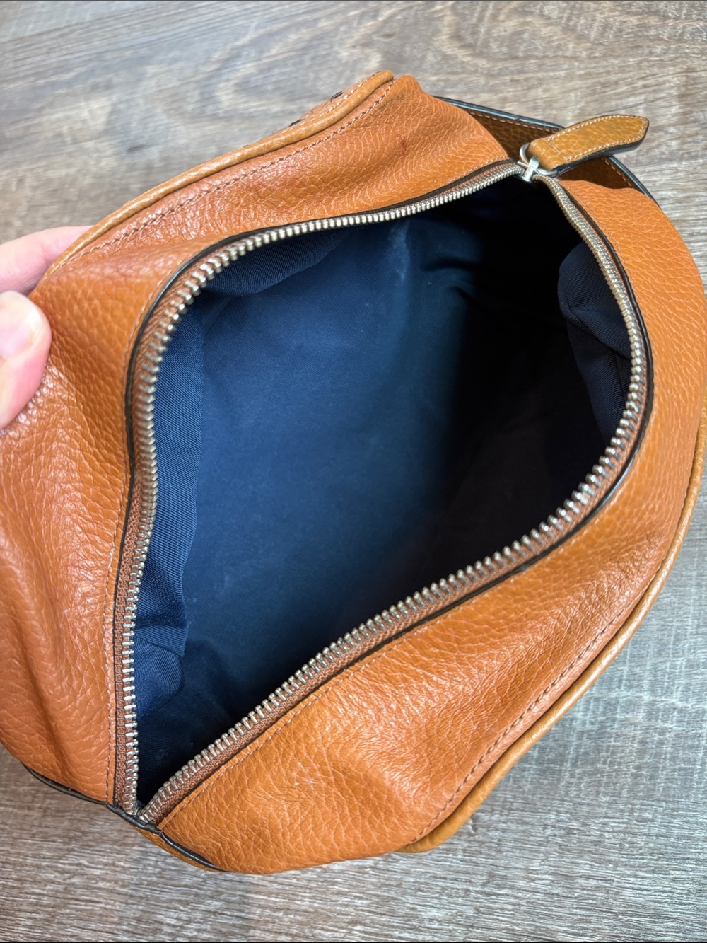 Cole Haan Tan Woven Leather Toiletry Bag Travel 10” - Picture 10 of 11